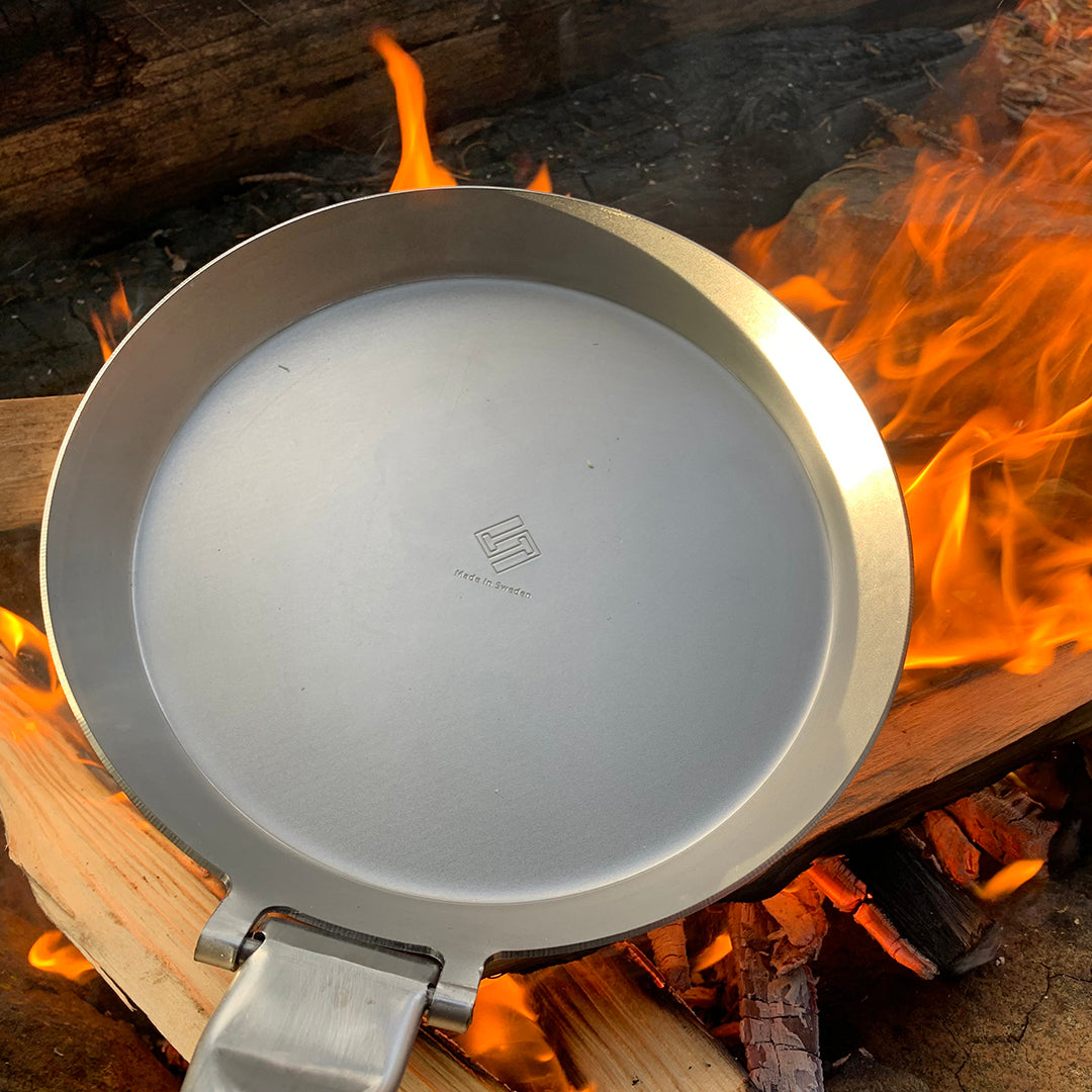Jägarstekpanna Original Kolstål 21 cm EN STL