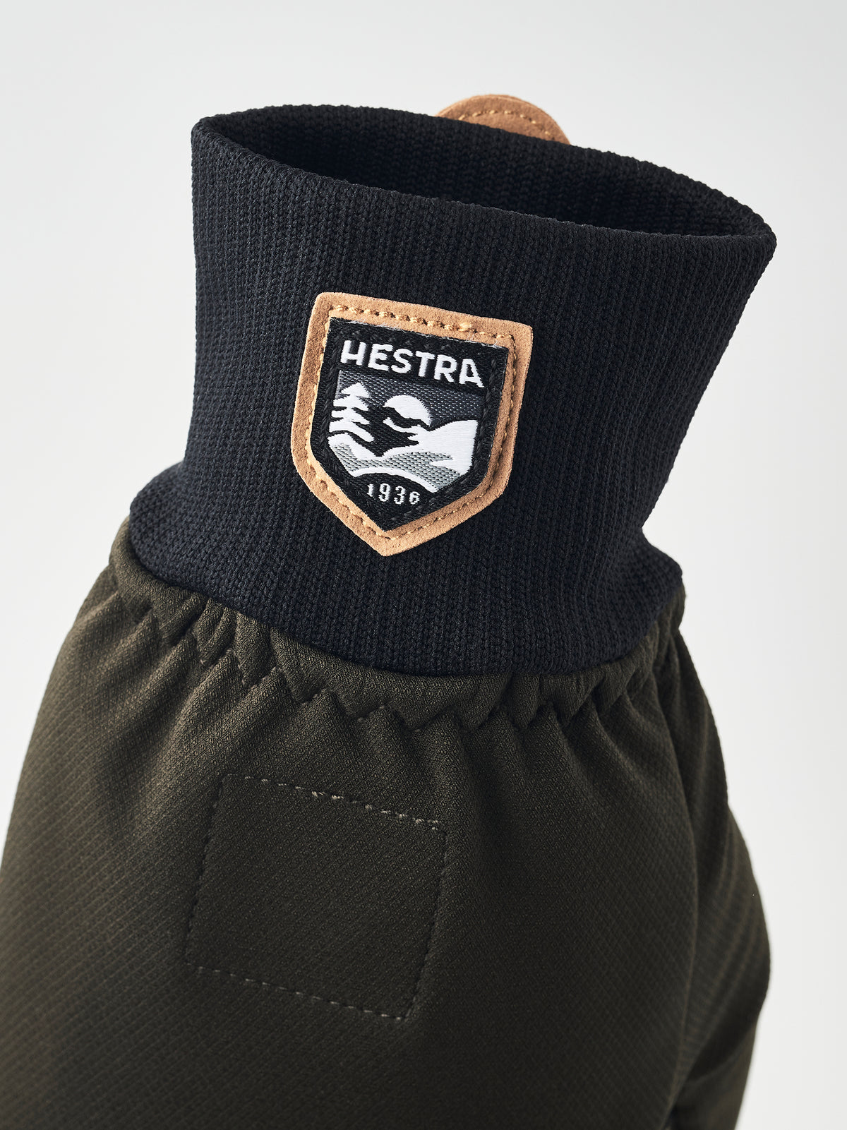 Windbreaker Pull Over Mitt Dark Forest